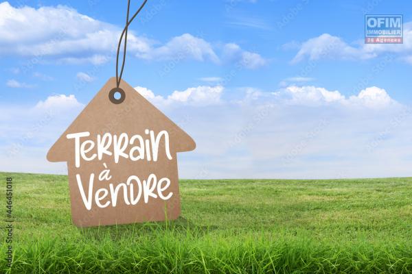 A Vendre parcelle constructible (zone UB) de 702 m2 à Saint-Benoît