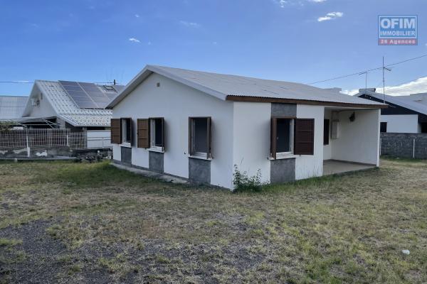 RARE AU PORT-MAISON DE TYPE F4 DE PLAIN PIED AVEC GARAGE SUR 502 M² DE TERRAIN-QUARTIER RESIDENTIEL CALME