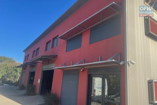 A Louer Joli Entrepôt de 277m2 sur 1000m2 de terrain