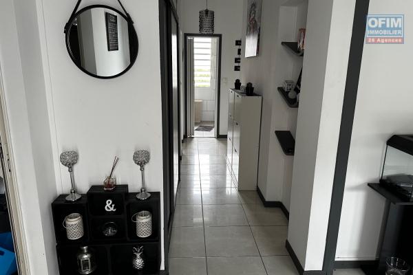 A louer à la Rivière des pluies Sainte-Marie bel appartement F3 meublé