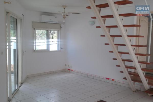 VILLA F3 DUPLEX ROCHES MAIGRES