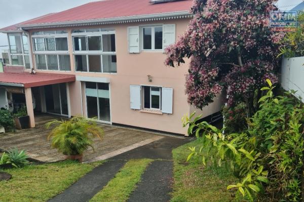 MAGNIFIQUE VILLA F5, BEAU JARDIN, À COMMUNE ANGO/ STE SUZANNE