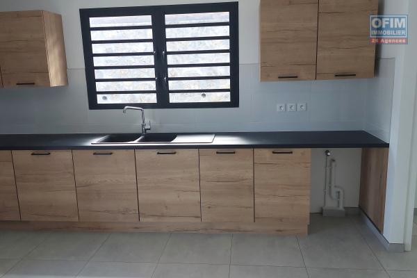 A louer à Saint Leu villa F4 neuve