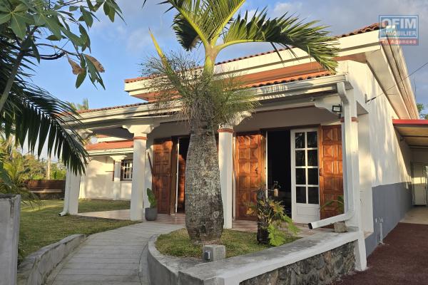 A VENDRE BELLE VILLA PLEIN PIED SUR ST ANDRÉ GRAND CANAL