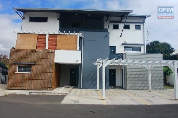 A LOUER bel appartement de type  F3 avec jardin sur la Saline Les Hauts!