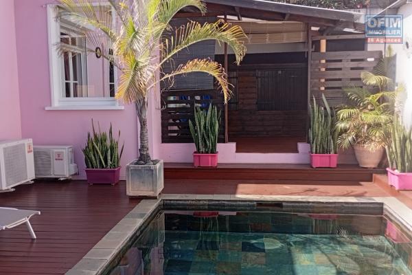 VILLA F4 avec piscine