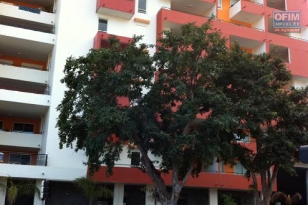 A vendre bel appartement de type F2 de 44,97m2 habitable sur la résidence LE FLORENTIN à Sainte Clotilde.
