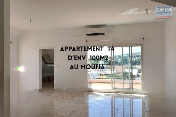 Vente Appartement T4 sous comble de 130m2 à Saint-Denis 974 - Moufia