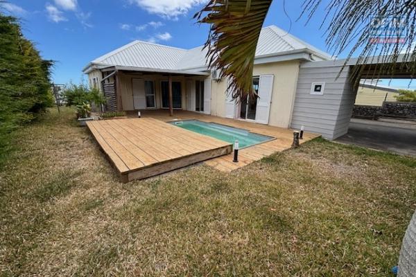 Belle maison à louer à La Montagne Quartier Colorado, vue mer, à proximité du collège, du parc et du golf