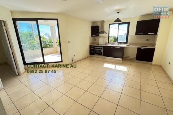 A vendre T3 à Sainte Clotilde dans la residence Lobellia, proche commerces, universités écoles....