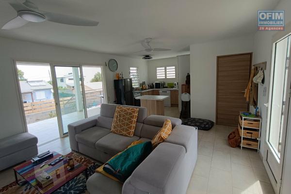 Villa T2/3 neuve en  Duplex de 84 m&sup2; &ndash; Terrain 342 m&sup2; &ndash; Vue mer &ndash; Ravine des Cabris