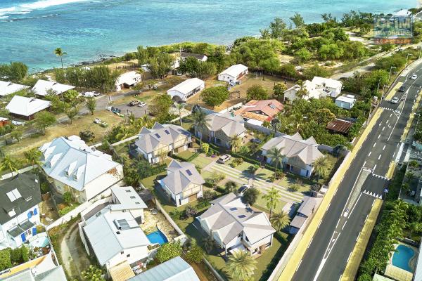 A VENDRE VILLA F4 DUPLEX NEUVE DE 100 M2 PROCHE DES PLAGES A LA SALINE LES BAINS