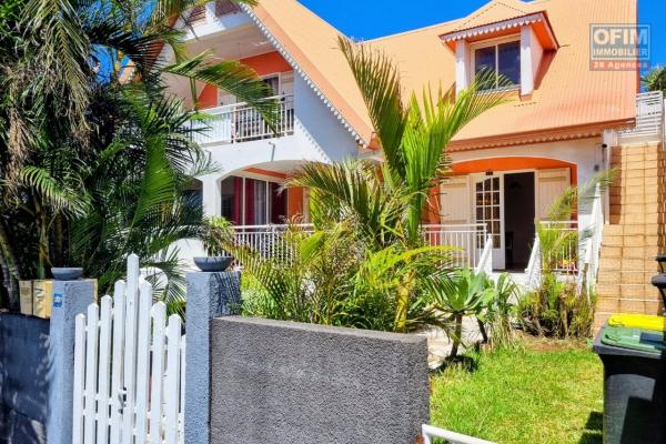 GRANDE VILLA AVEC 5 DEPENDANCES