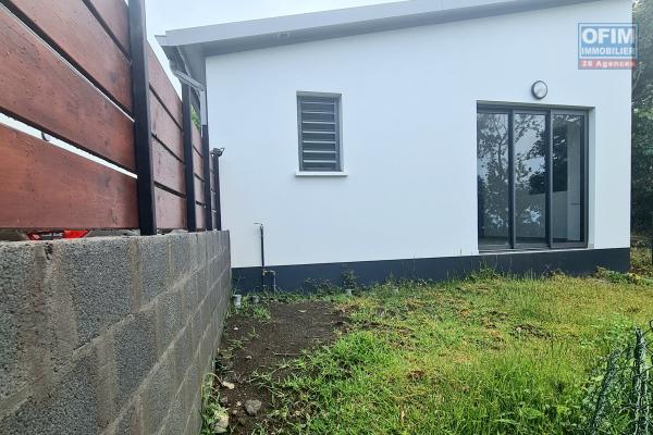 MAISON NEUVE AVEC 2 CHAMBRES, CUISINE ÉQUIPÉE, SITUÉE SUR COMMUNE CARRON/ STE SUZANNE