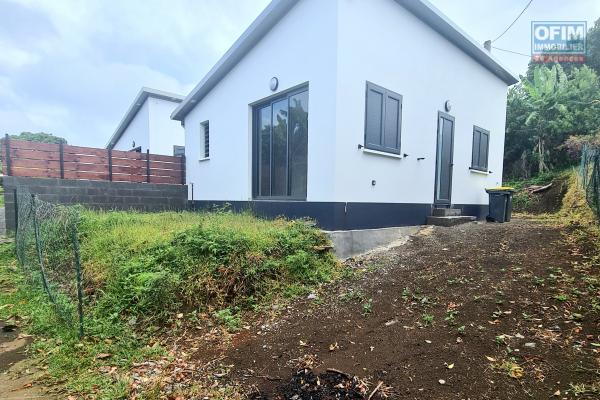 MAISON NEUVE AVEC 2 CHAMBRES, CUISINE &Eacute;QUIP&Eacute;E, SITU&Eacute;E SUR COMMUNE CARRON/ STE SUZANNE