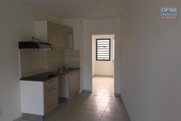 A louer ce charmant appartement de type F2 d'une surface de 45,18m2 sur la résidence ALBATROS à Sainte Clotilde.