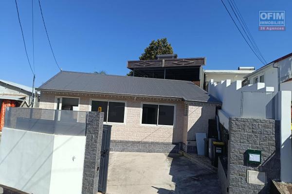 Charmante maison F3/4 entièrement rénovée à deux pas des sentiers de randonnée à l'Entre deux