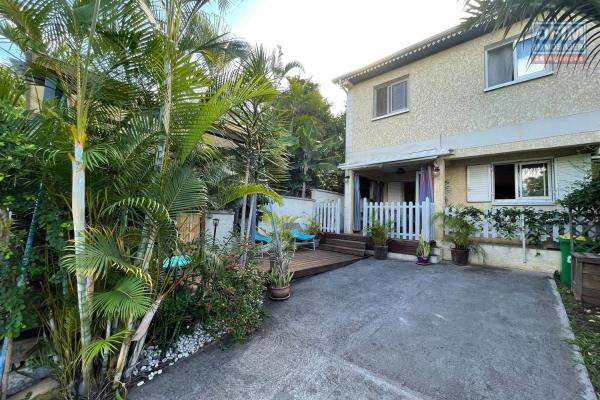 A louer tr&egrave;s belle villa meubl&eacute;e a la rivi&egrave;re saint louis