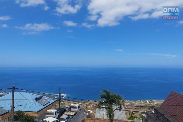 A louer &agrave; la Fontaine st Leu appartement T3 avec vue mer