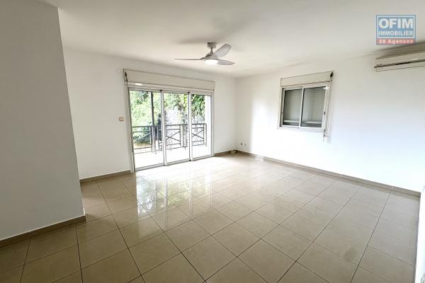 A vendre appartement 2 chambres de 70 m2 avec varangue &agrave; Saint-Beno&icirc;t