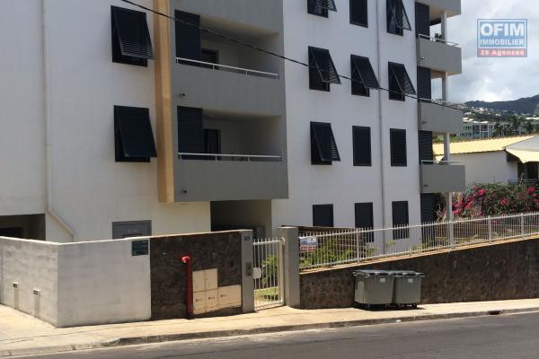 A LOUER APPARTEMENT TYPE 4  A SAINT - DENIS