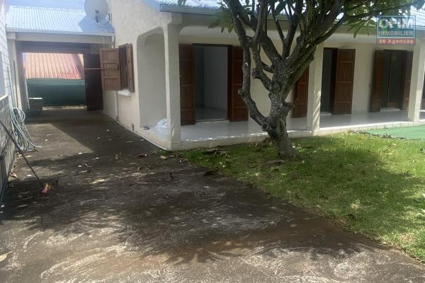 A vendre Maison de type F5 &agrave; Sainte Marie