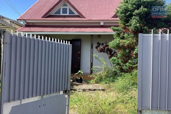 &Agrave; LOUER &ndash; Maison Duplex F5 &ndash; Bagatelle