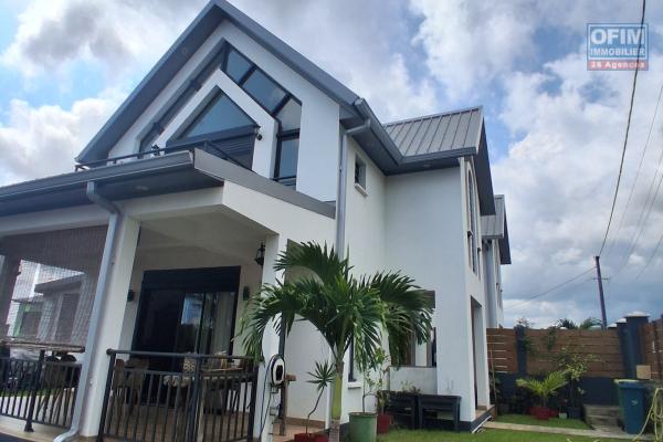 A LOUER Superbe maison de type F4 sur la Saline Les Hauts