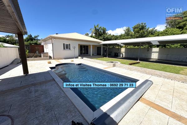 A vendre magnifique Villa F4 avec piscine et grand garage &agrave; Sainte-Anne
