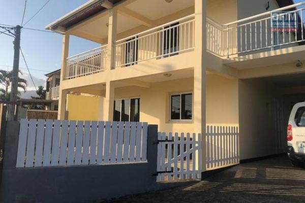 A LOUER villa meubl&eacute;e &agrave; RIVIERE SAINT LOUIS