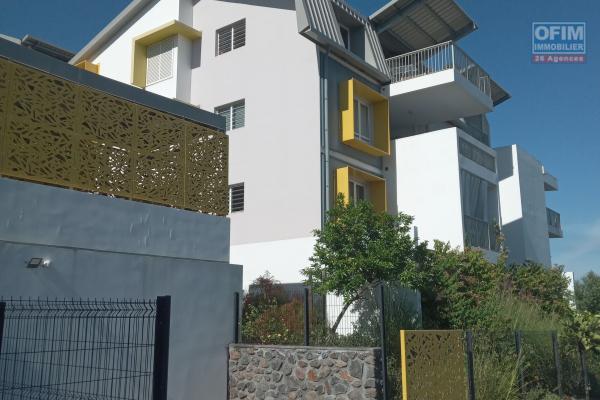 A vendre un Appartement T2 tr&egrave;s spacieux avec une belle vue mer &agrave; LA PLAINE SAINT-PAUL