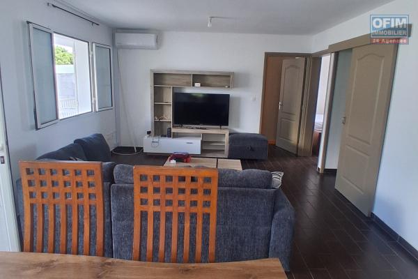 A LOUER Appartement MEUBL&Eacute; de type F3 sur l'EPERON &agrave; SAINT-GILLES LES HAUTS