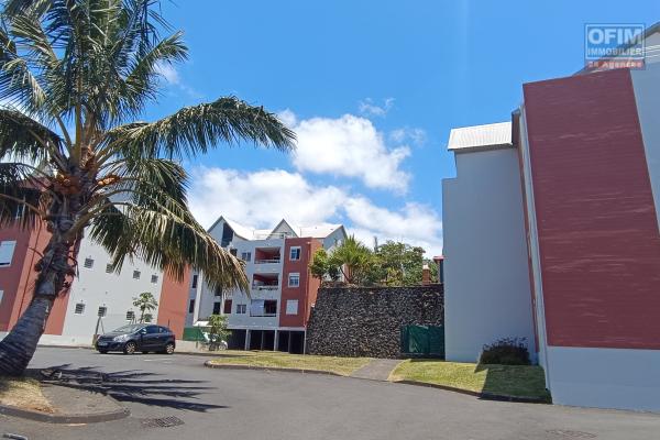 A louer un appartement T2 de 62 m2 &agrave; St-Joseph avec jardin