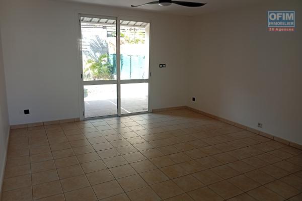 A LOUER APPARTEMENT T2 EN REZ DE JARDIN DE 60 M2 A LA SALINE LES BAINS