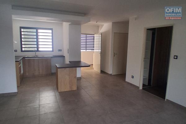 A LOUER Magnifique appartement NEUF de type F2 en RDC à SAINT-GILLES LES HAUTS