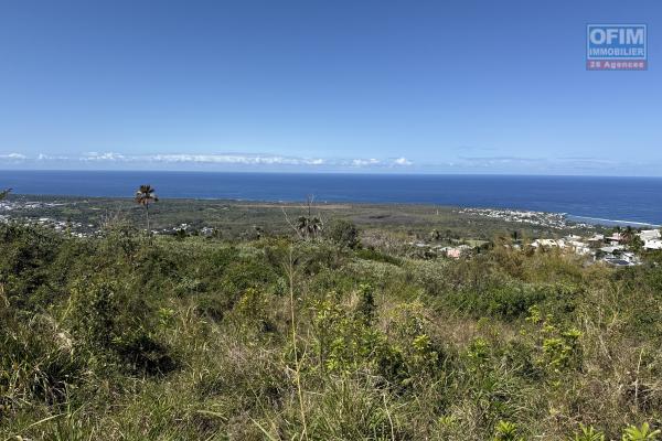 Joli terrain de 621 m² arpenté uniquement pour un projet touristique/loisir avec pleine vue mer à 250 m d'altitude