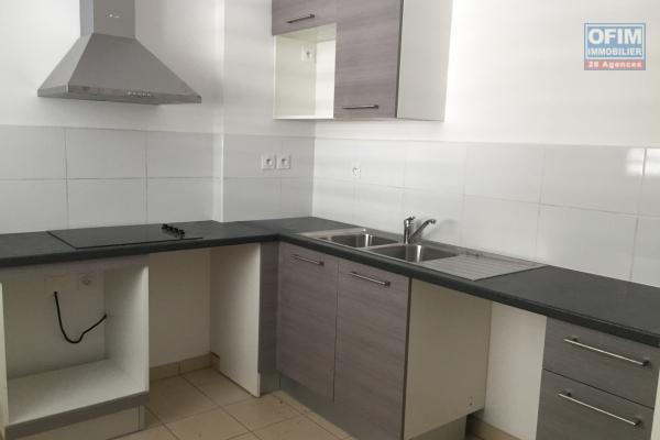 A Louer cet appartement de type F2 sur la résidence BOIS DE SENTEUR à Sainte Clotilde