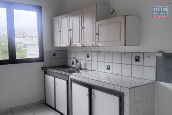 A vendre appartement de type F3 spacieux et lumineux à Sainte Clotilde
