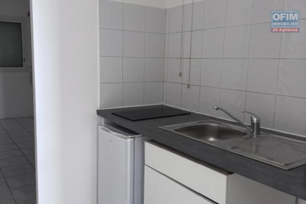 À louer appartement de type F2 sur la résidence ORANGELLES à Sainte Clotilde