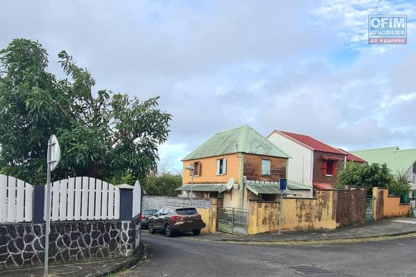 A Vendre Maison F4 de 64m2 À Bagatelle SAINTE SUZANNE, jardin clôturé