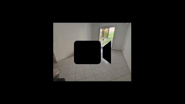 A vendre T3 rue Jean Albany à St Denis, proche de toutes les commodités.